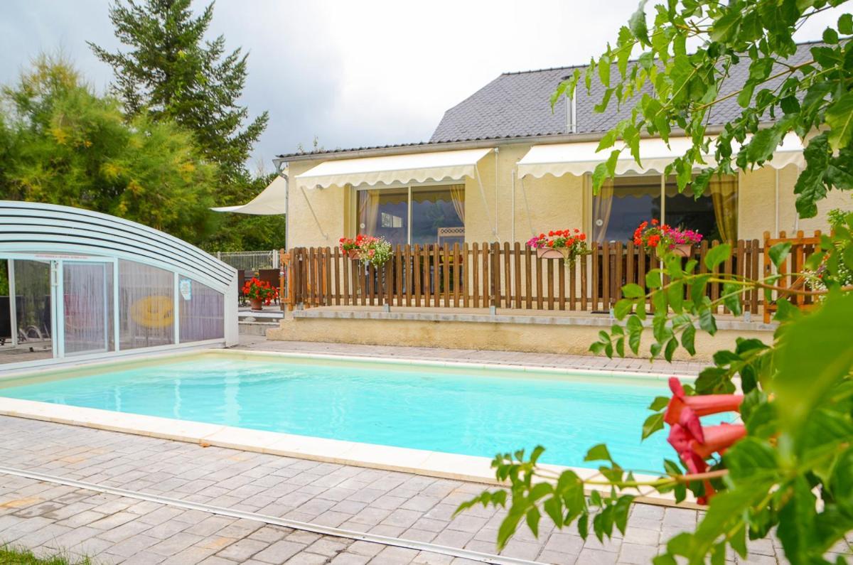 Domaine De La Moretie Cublac Exterior photo